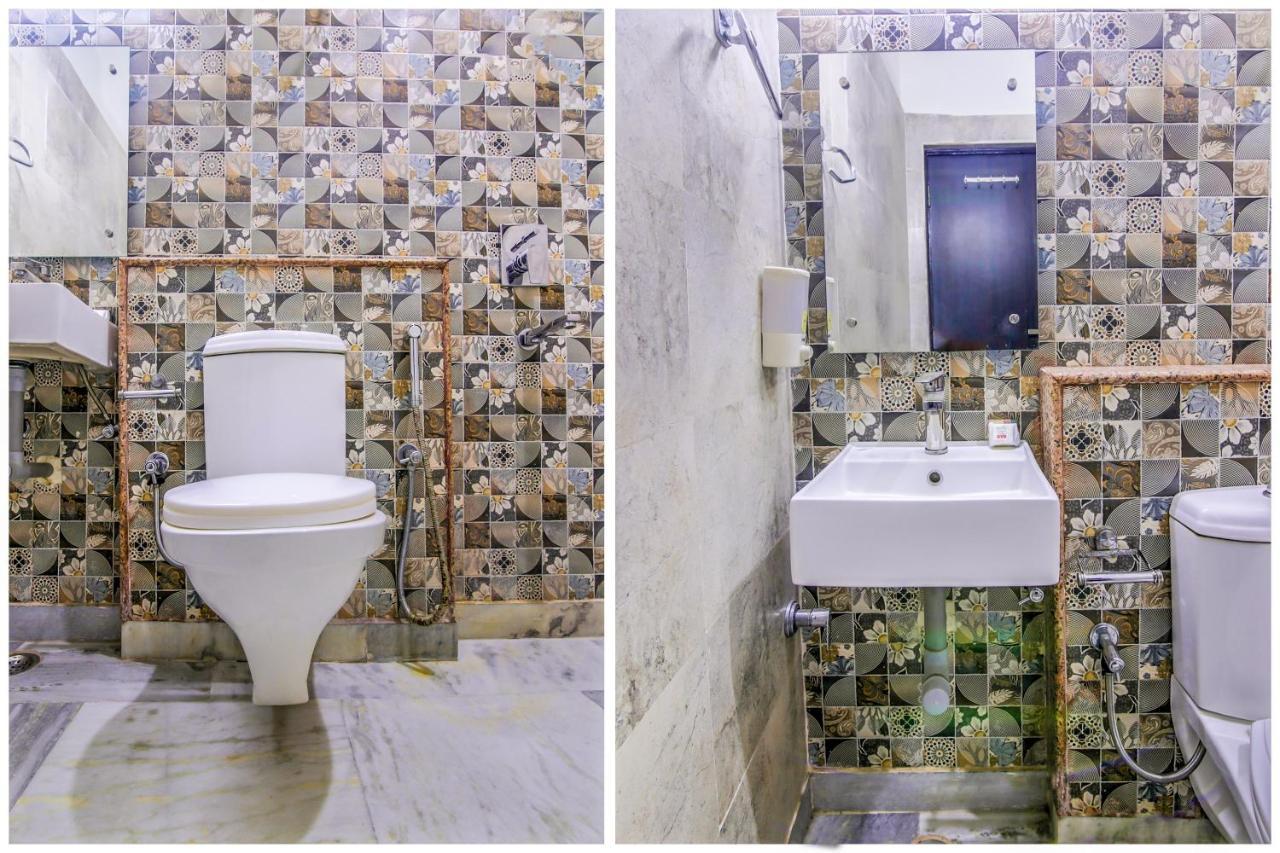 Oyo 8888 Riga Hs Deluxe Hotel Agra  Kültér fotó
